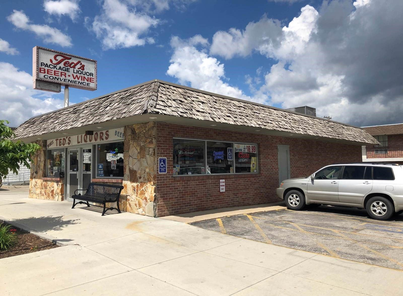 Gone But Not Forgotten: Ted Ganaros’ Tavern, Steak House, Stable and Motel