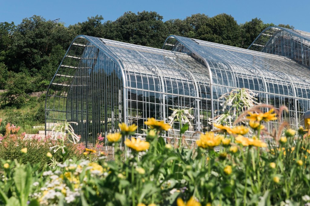 History Lauritzen Gardens