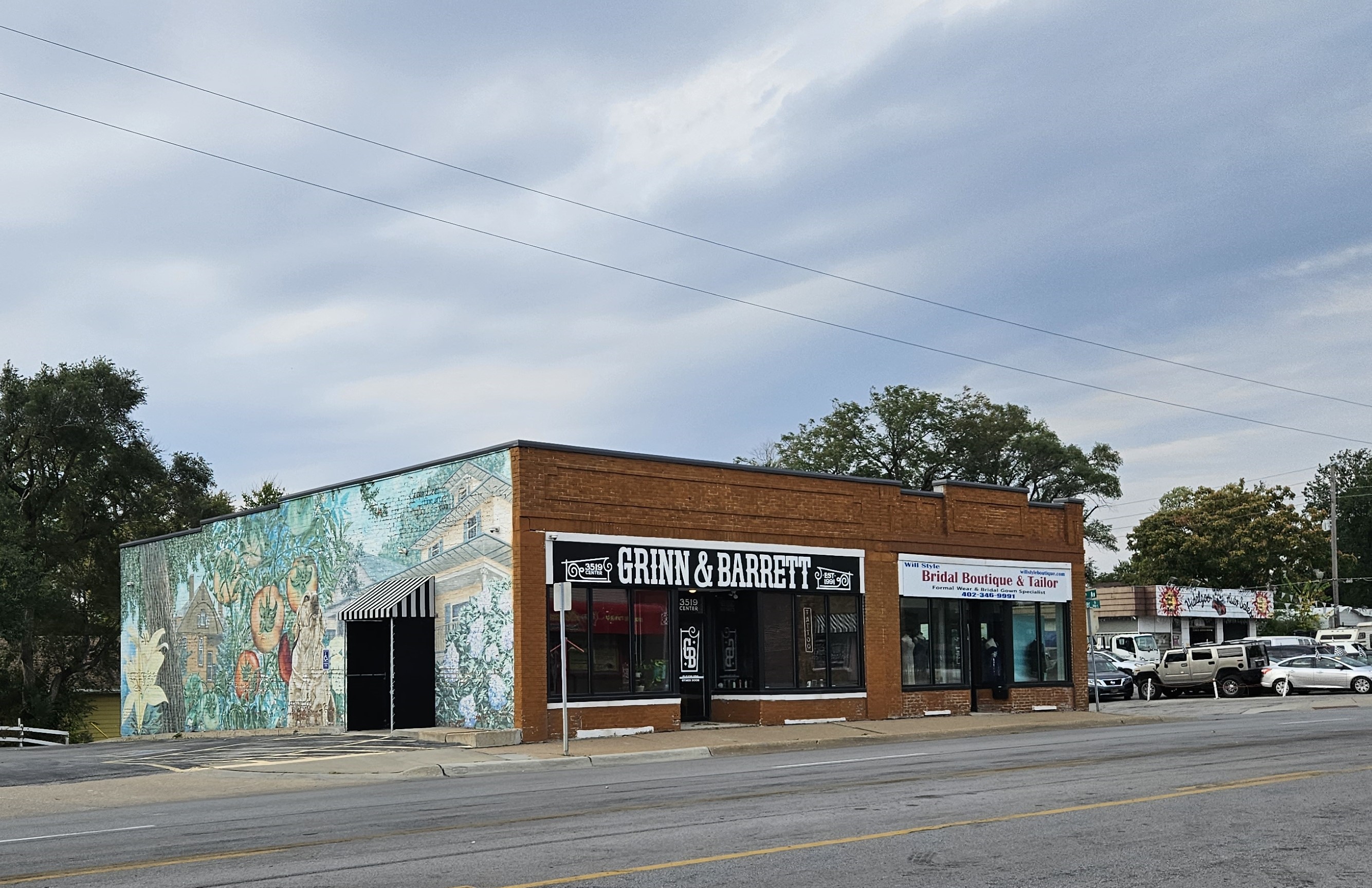 3519/3521 Center from Raduziner Grocery to Grinn & Barrett