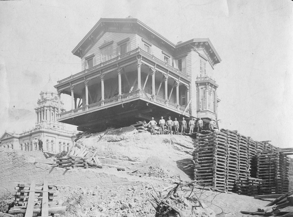 The Grading of Dodge, Douglas and Farnam&nbsp;Streets