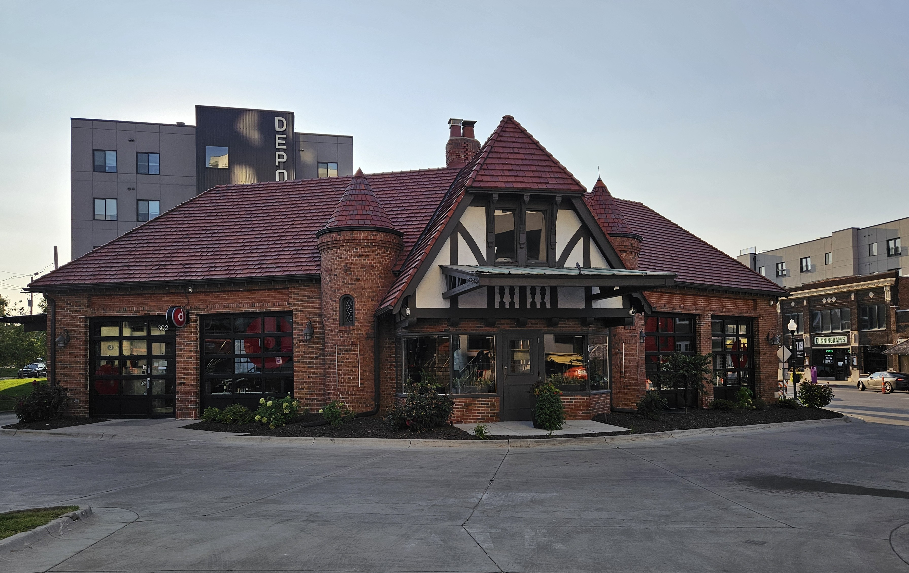 From White Rose Service Station to Dundee Bank