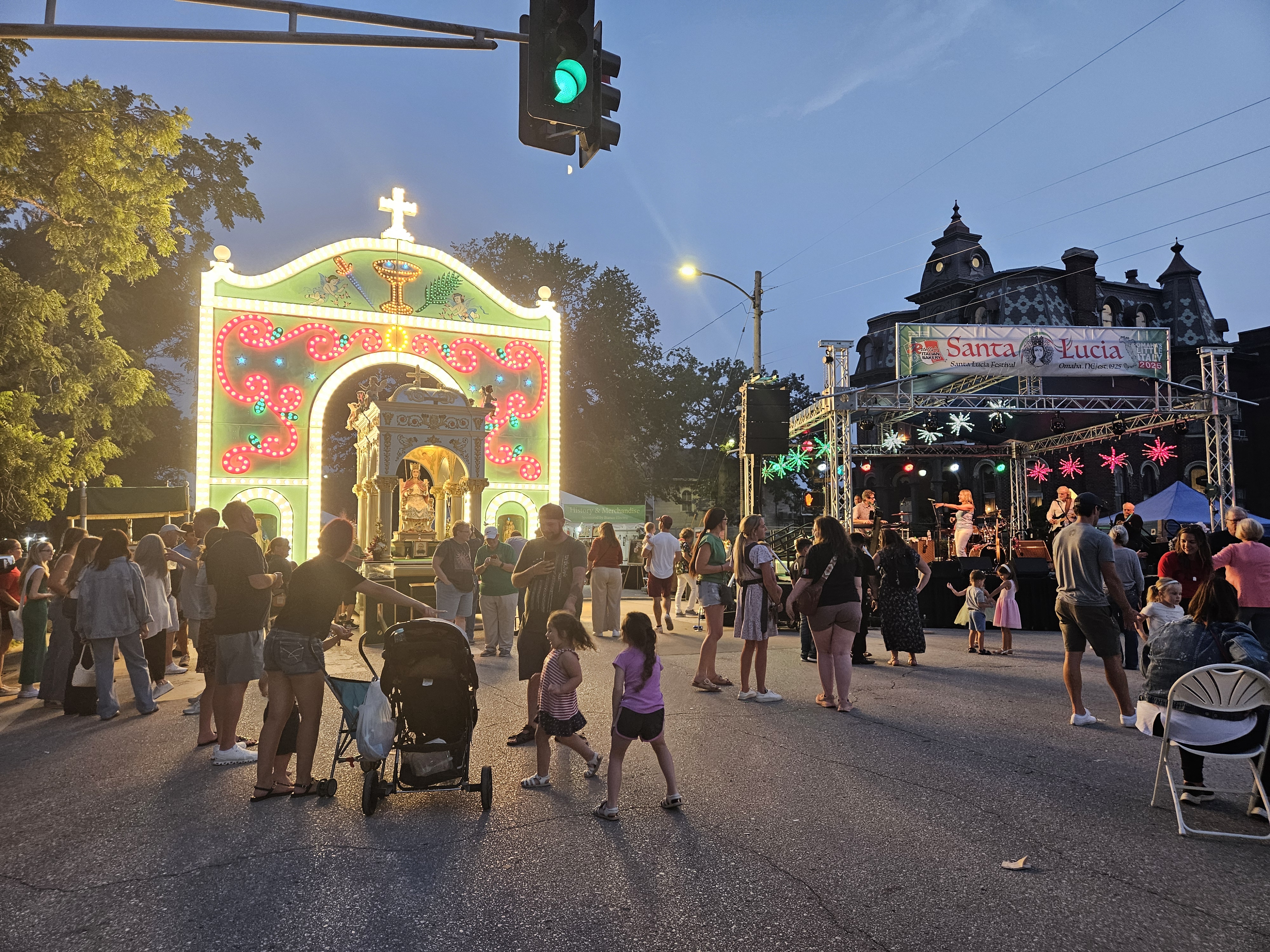 Omaha’s 101st Santa Lucia Festival