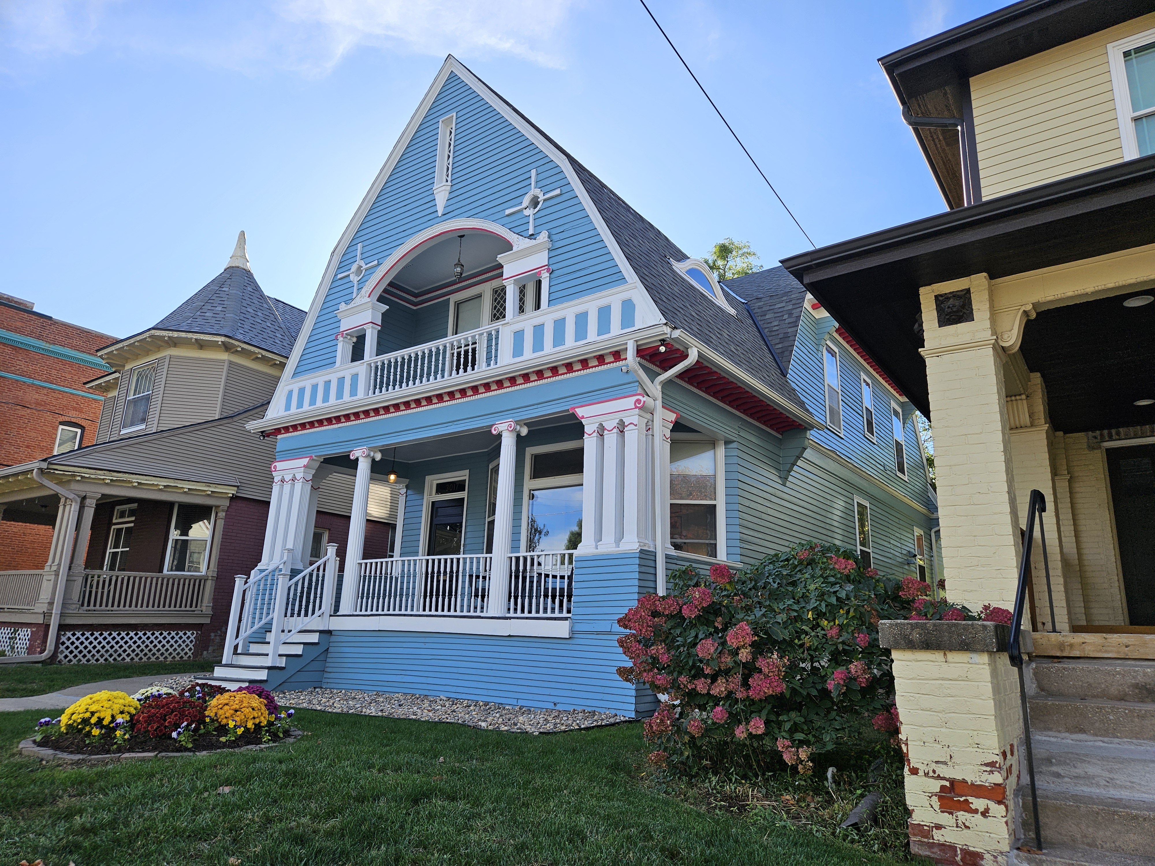 George N. Hicks Victorian Revival at 3017 Pacific Street
