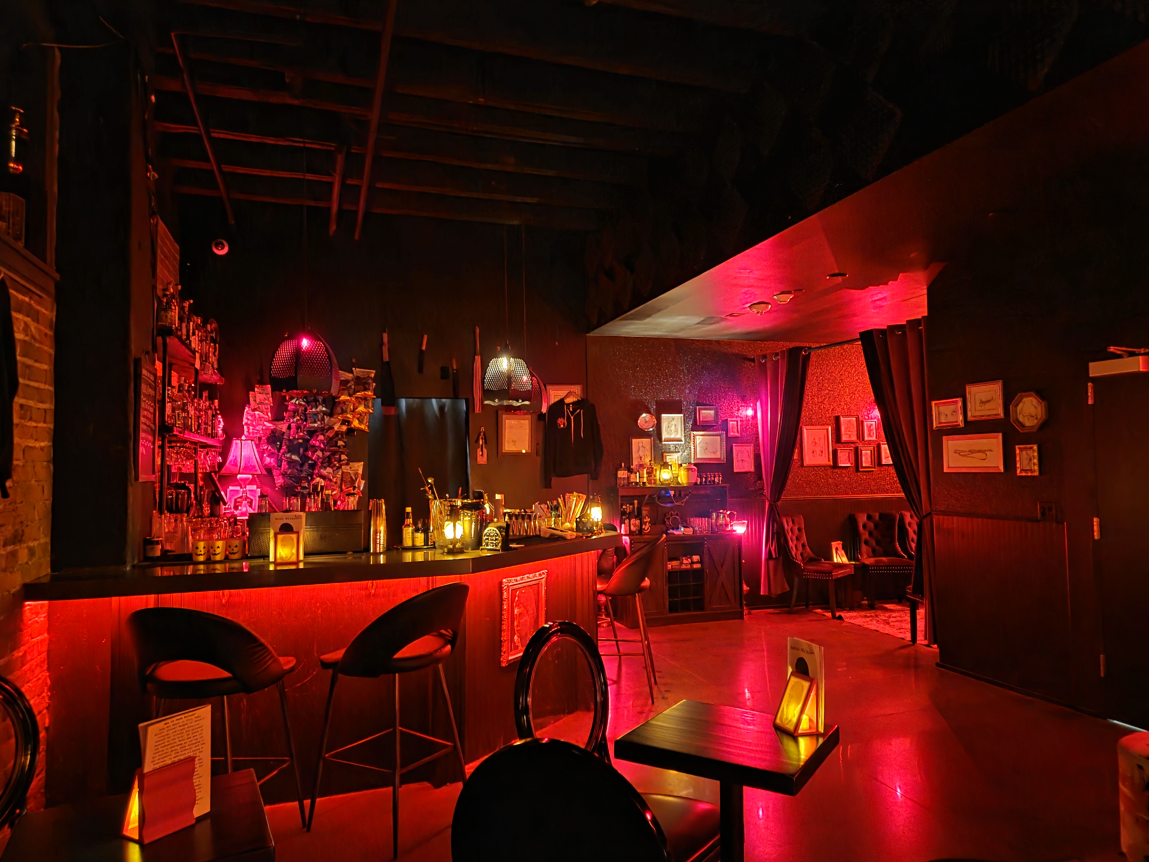 Anna’s Place in Hotel Indigo