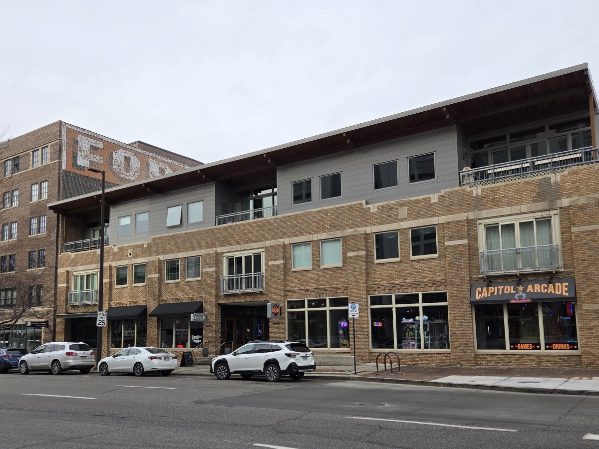 1000 Dodge Building from Fisk Tire to Nosh Wine Lounge and Capitol&nbsp;Arcade